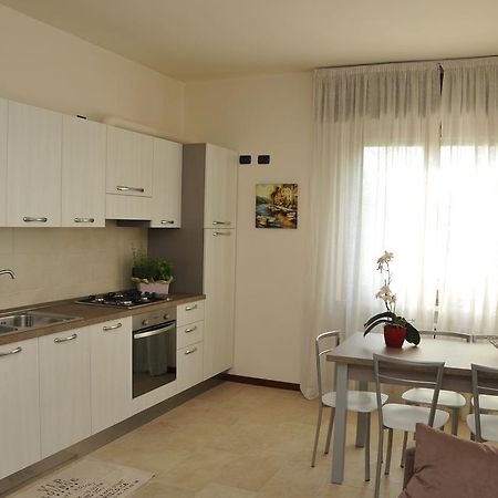 Appartamento Lago 페스키에라델가르다 객실 사진